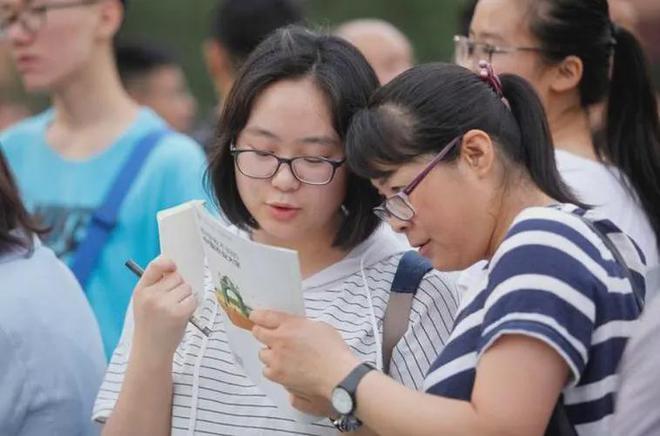 中医药大学教授逝世背后的故事，启示与反思的深思